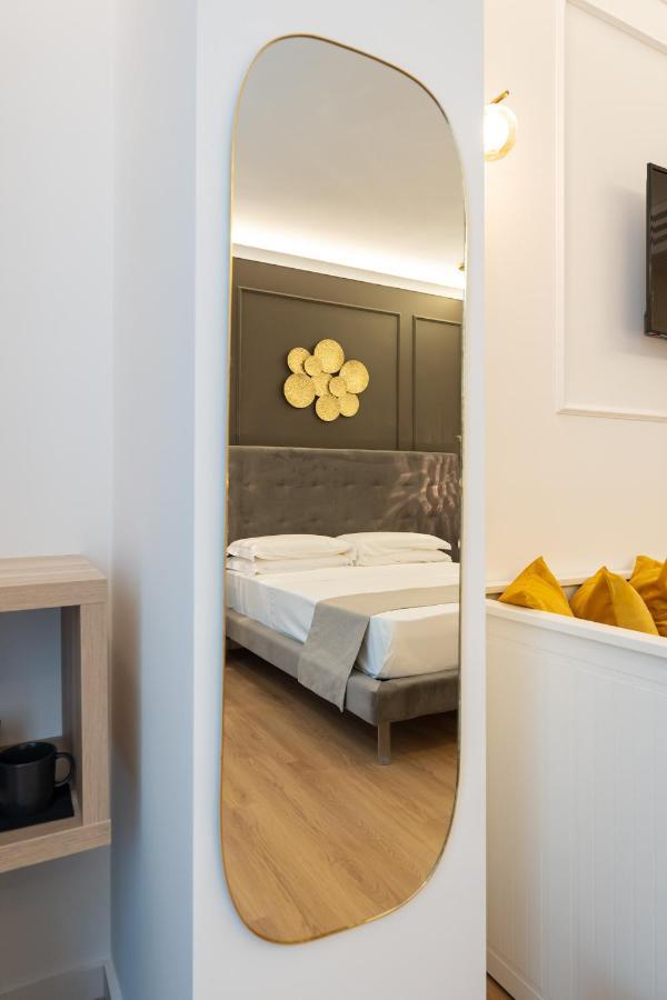 Toledo Relais Suites - By Pera Rooms Collection Nápoly Kültér fotó